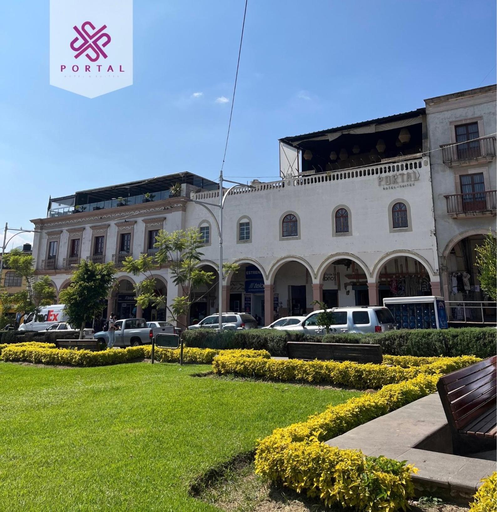 Hotel Portal & Suites Ciudad Hidalgo Exteriör bild