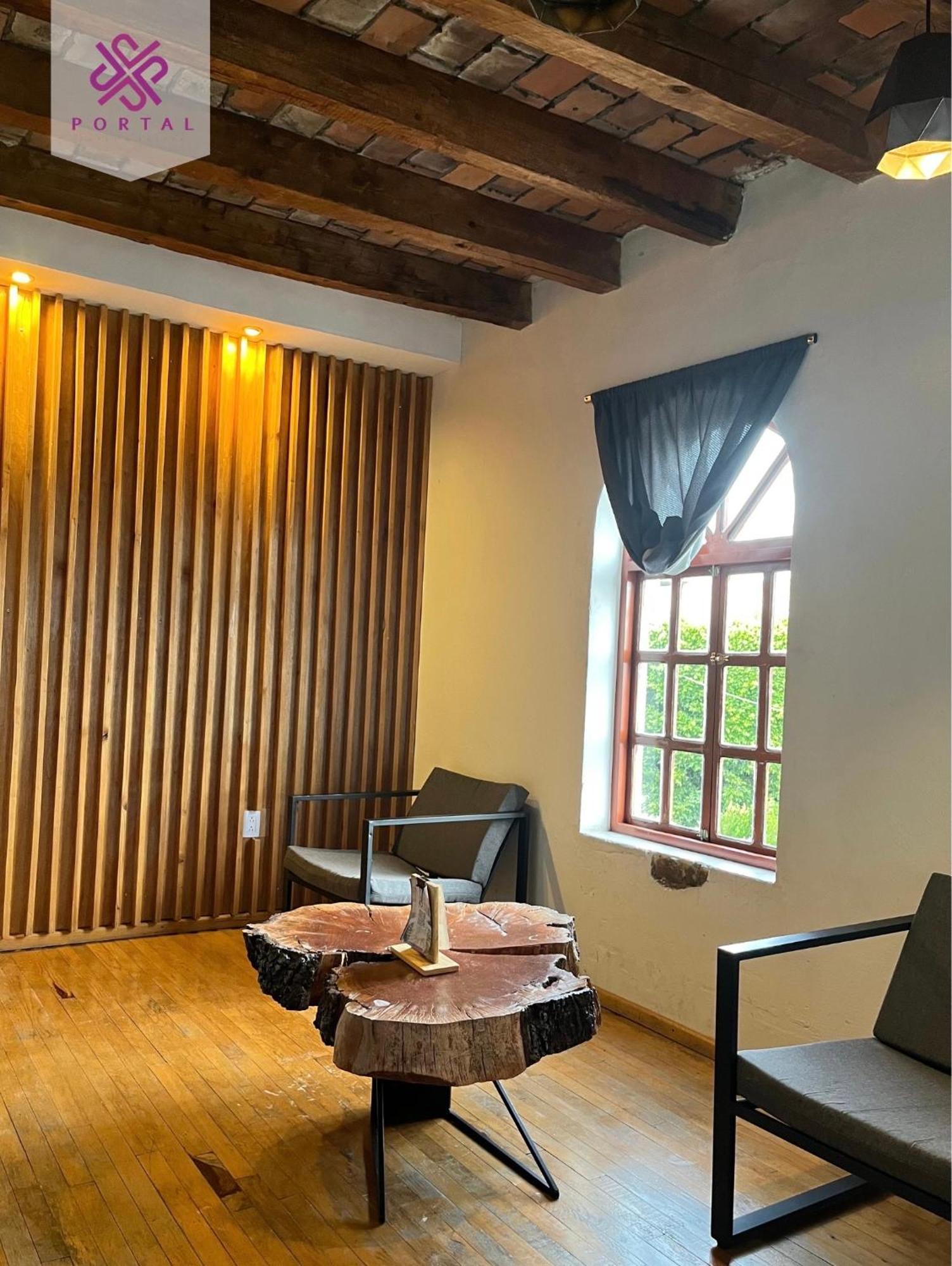 Hotel Portal & Suites Ciudad Hidalgo Exteriör bild